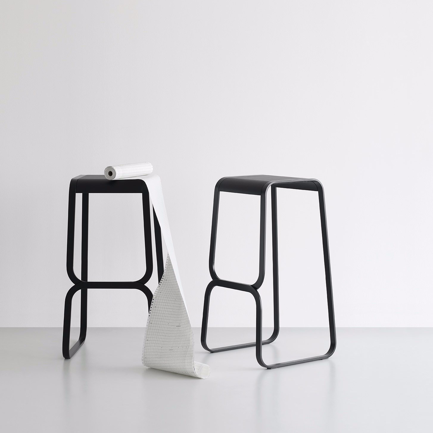 CONTINUUM | Stool