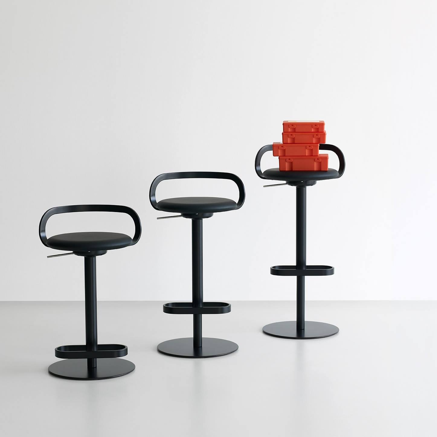 MAK | Stool