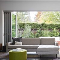 Series 7950 Bi-Fold Door