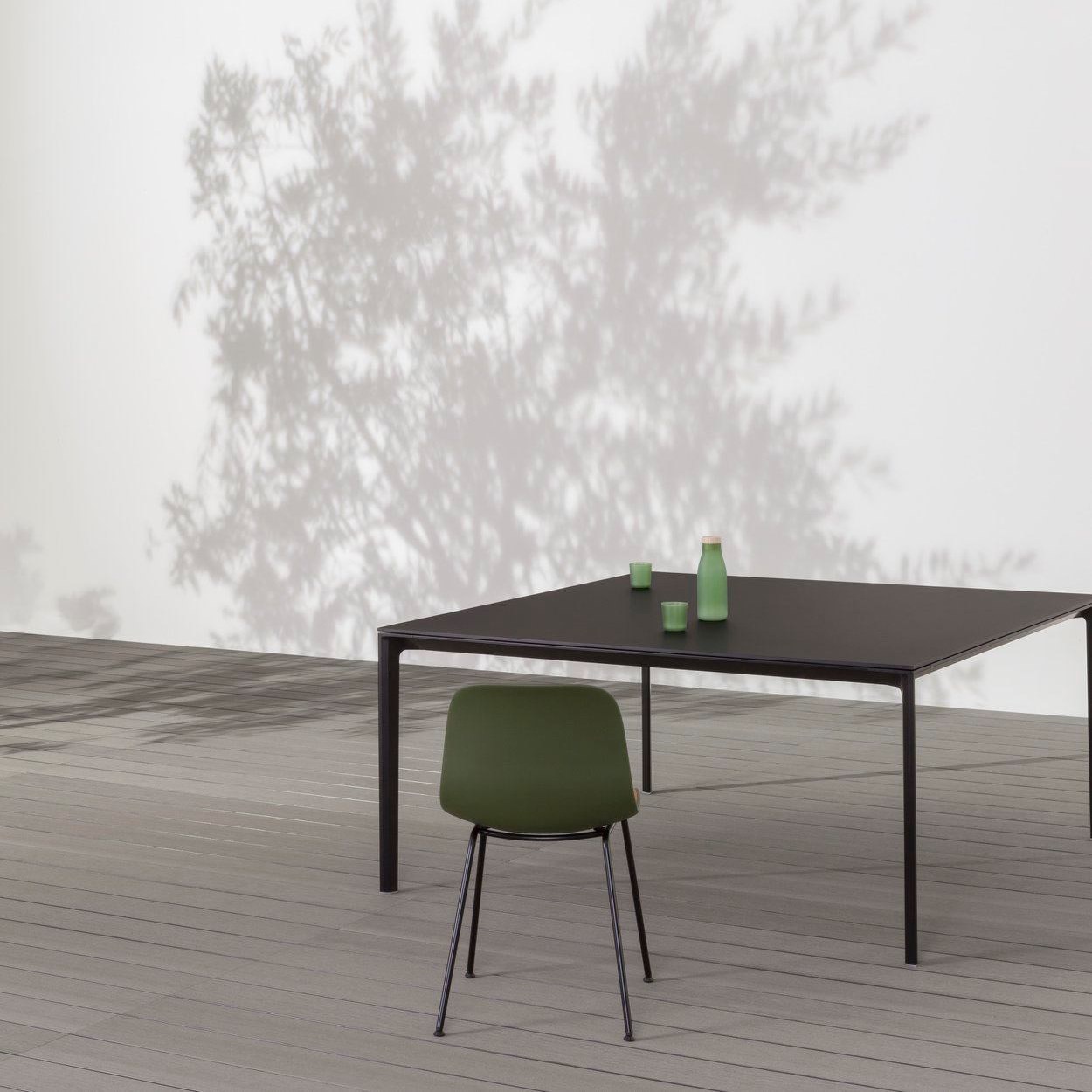 ADD T | Outdoor table