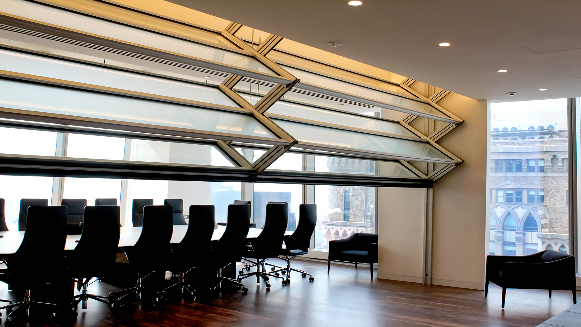 Skyfold - Vertical Glass Retractable Walls