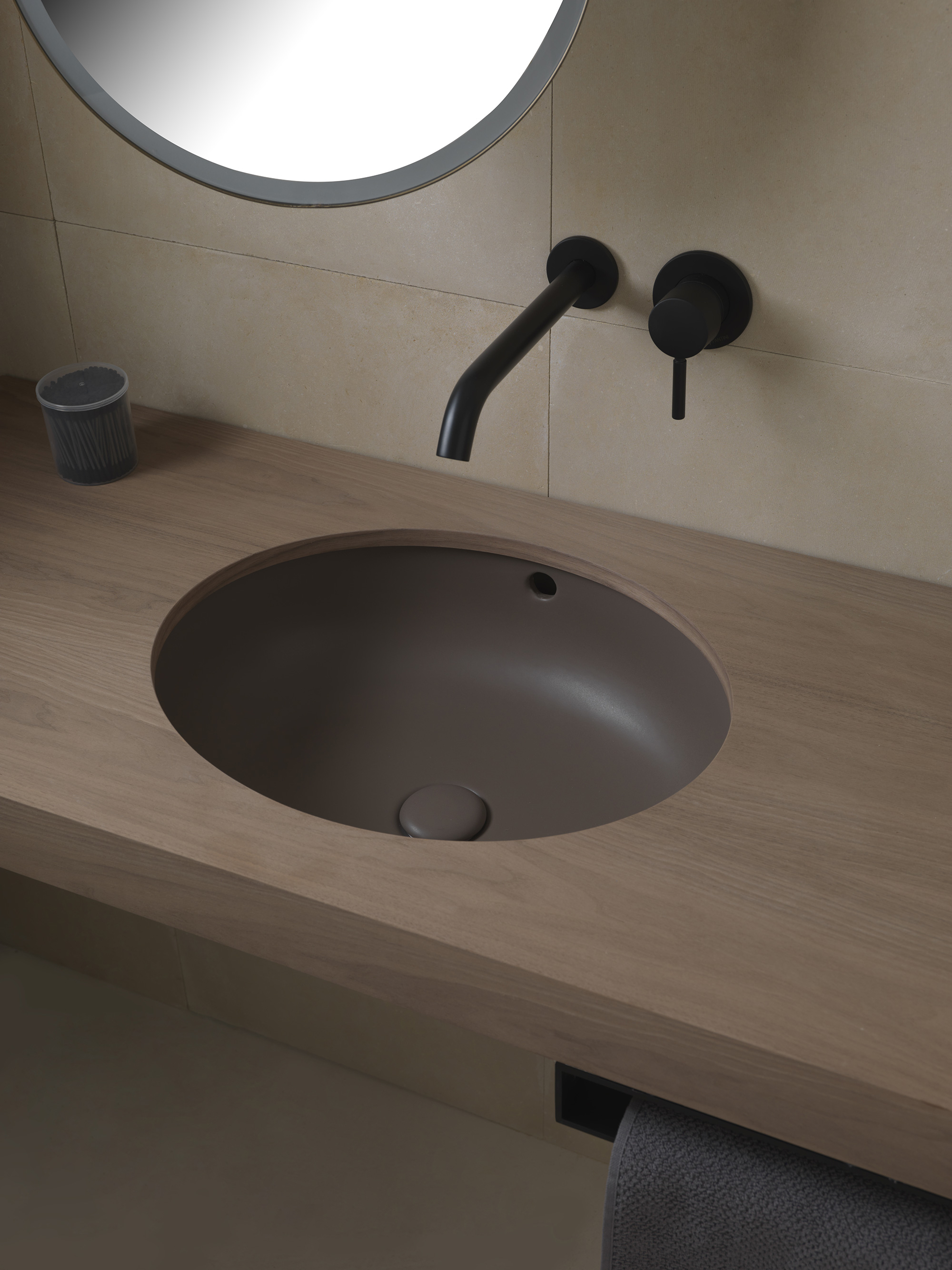 ENJOY undercounter washbasin, design by Karim Rashid