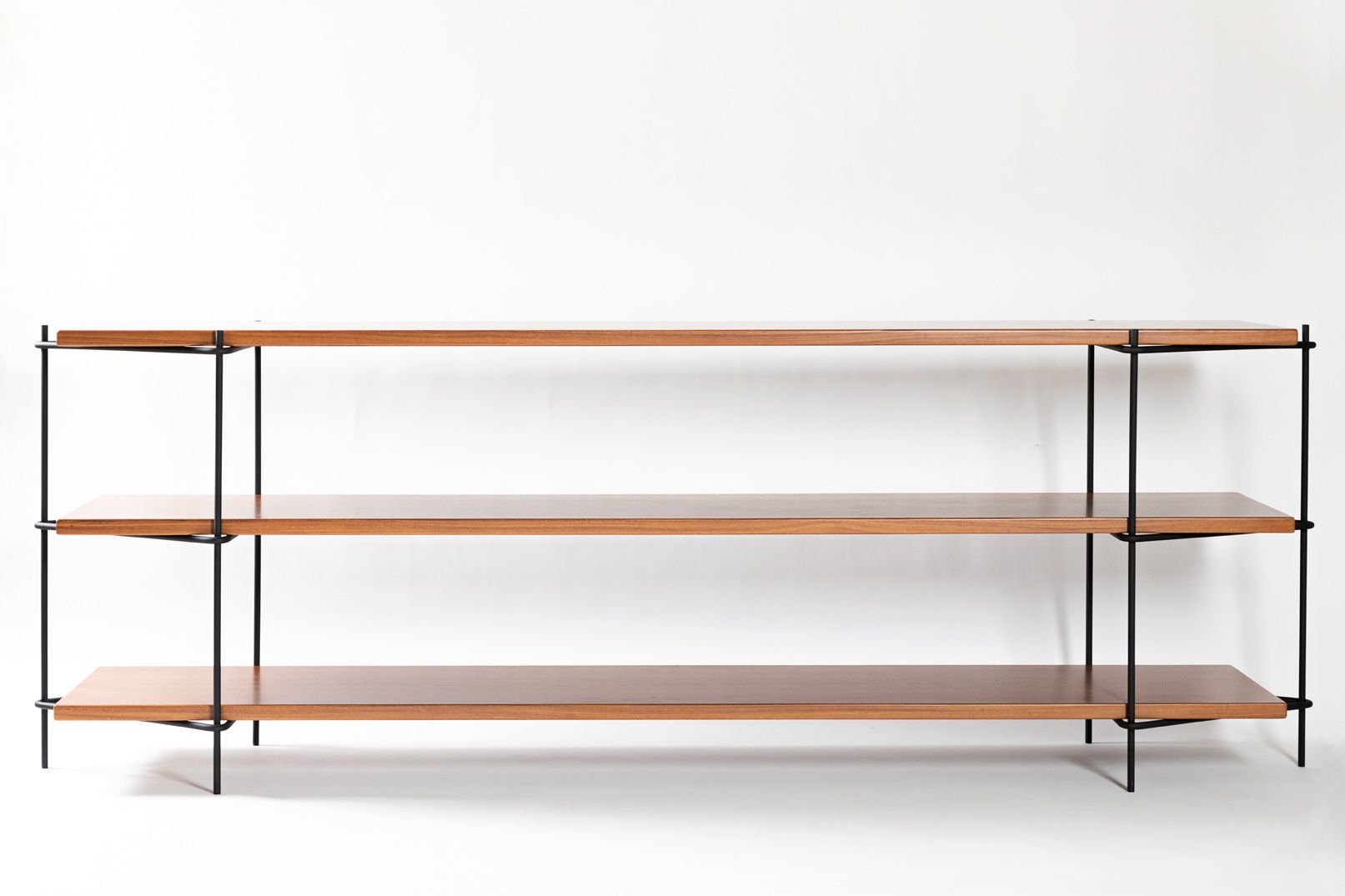 Carlos shelf system