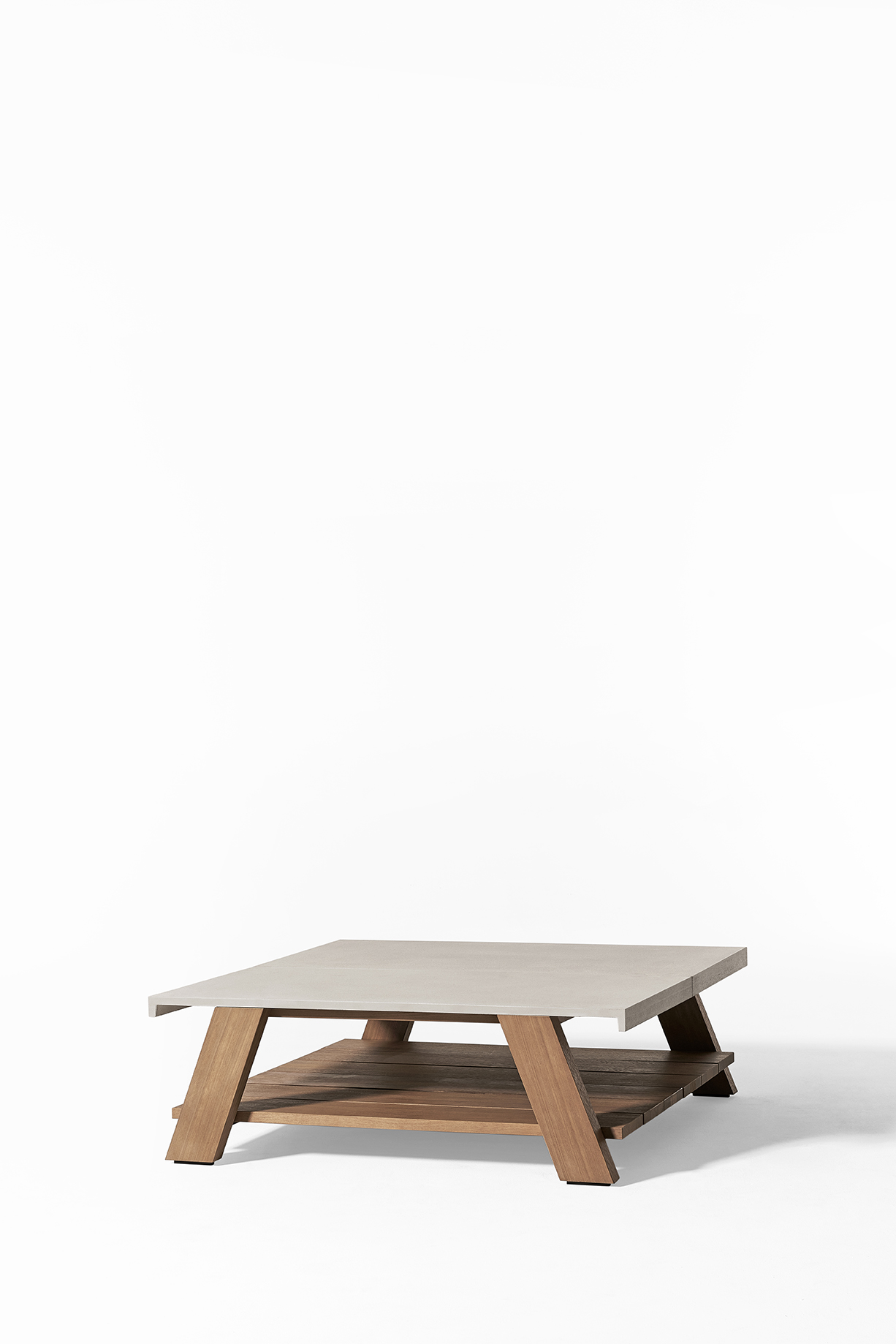 JOI OPEN AIR LOW TABLE