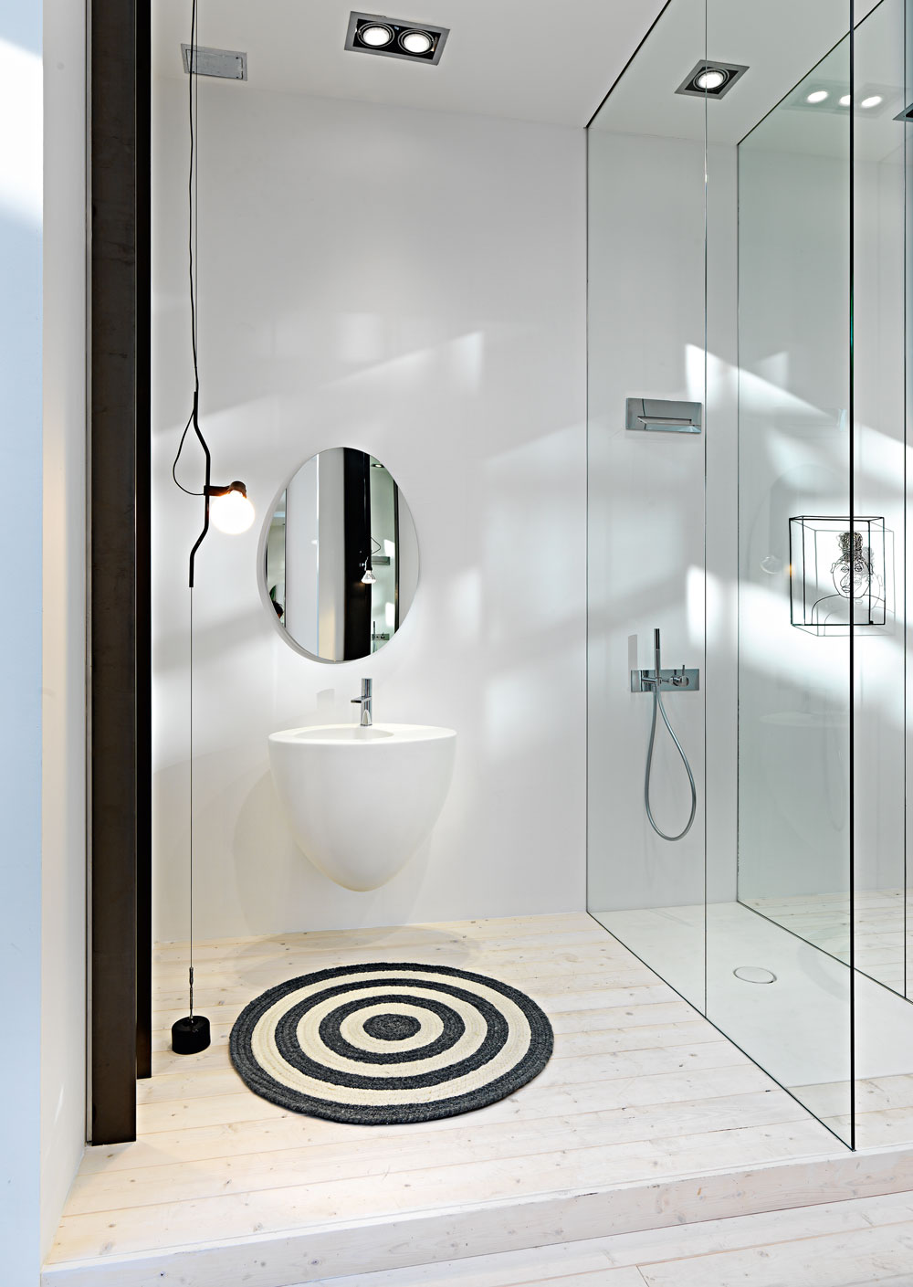 LE GIARE washbasin design by Claudio Silvestrin
