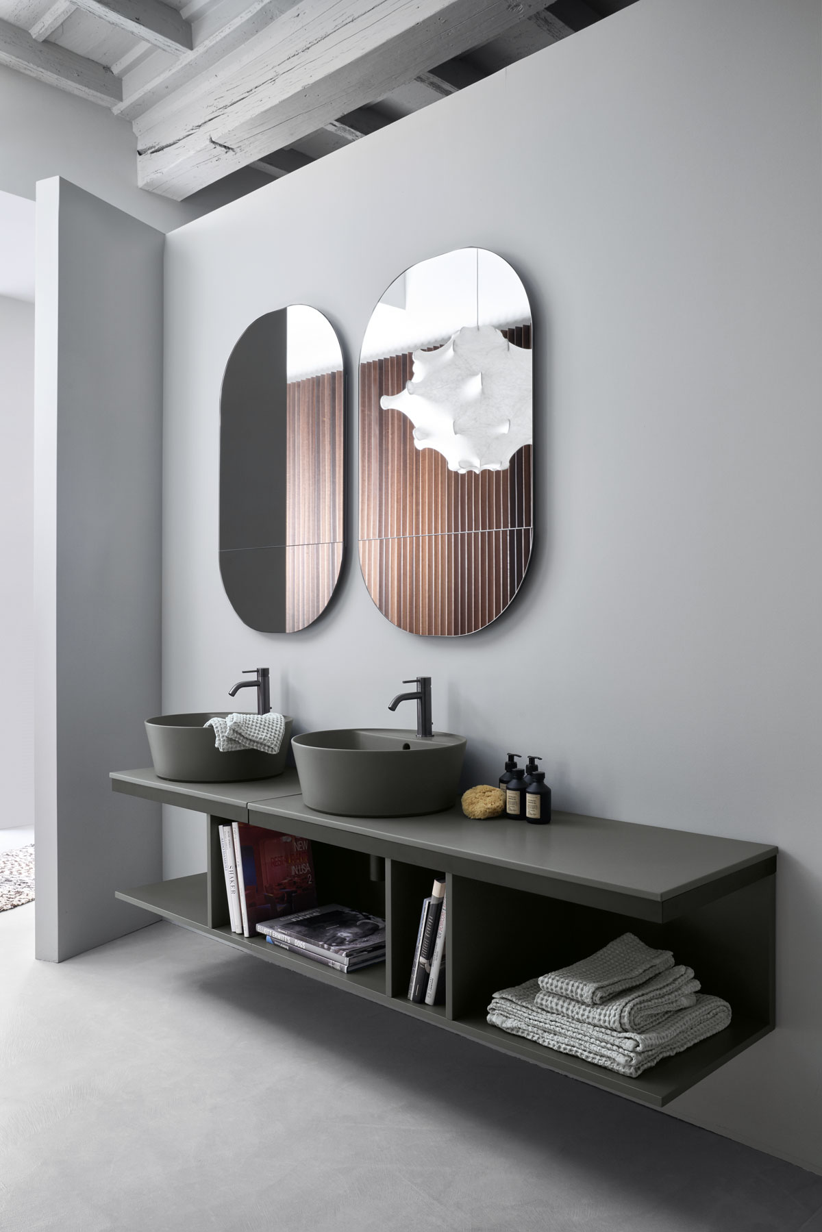 MULTIPLO washbasin with cabinet, design by Andrea Parisio, Giuseppe Pezzano
