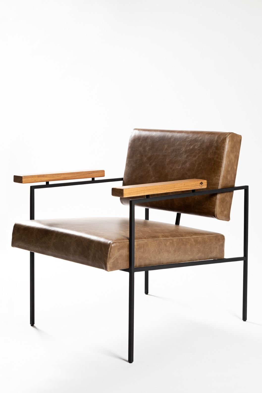 Helena armchair
