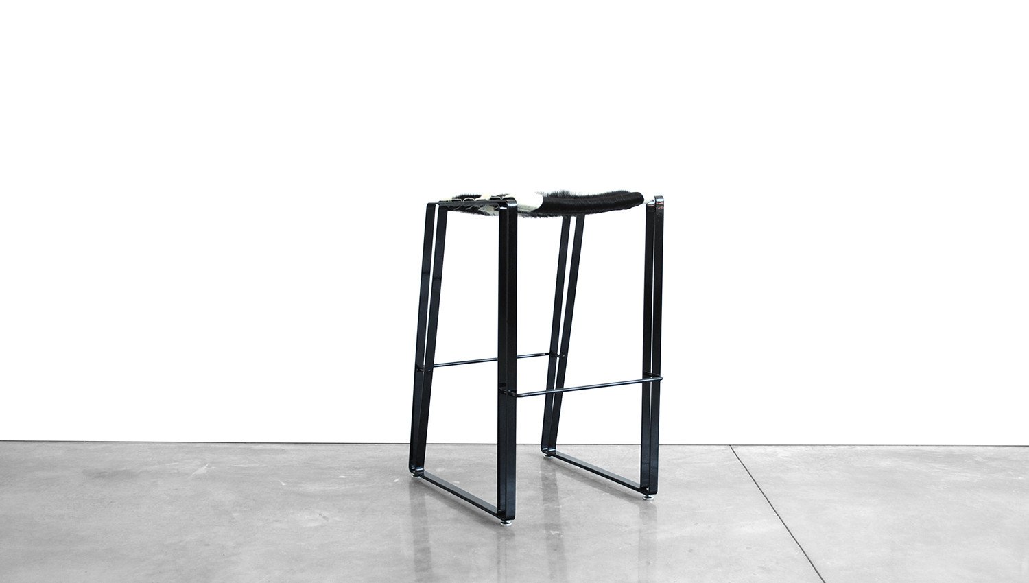 ROADRUNNER BAR STOOL - STEEL