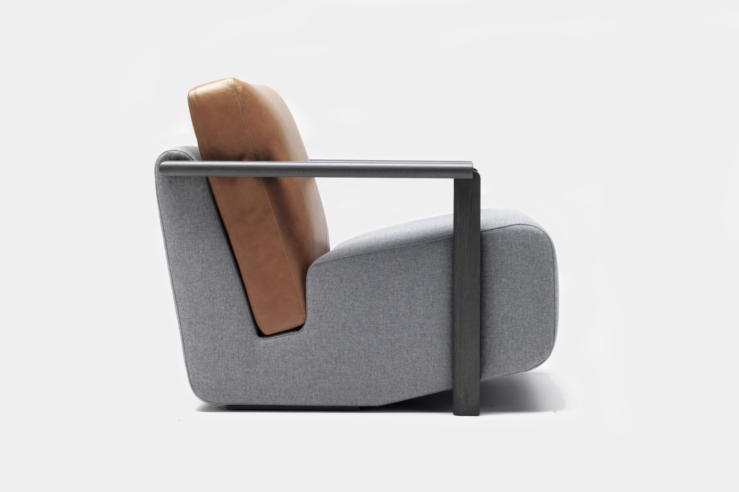 FRANCK Armchair by CHARLES KALPAKIAN