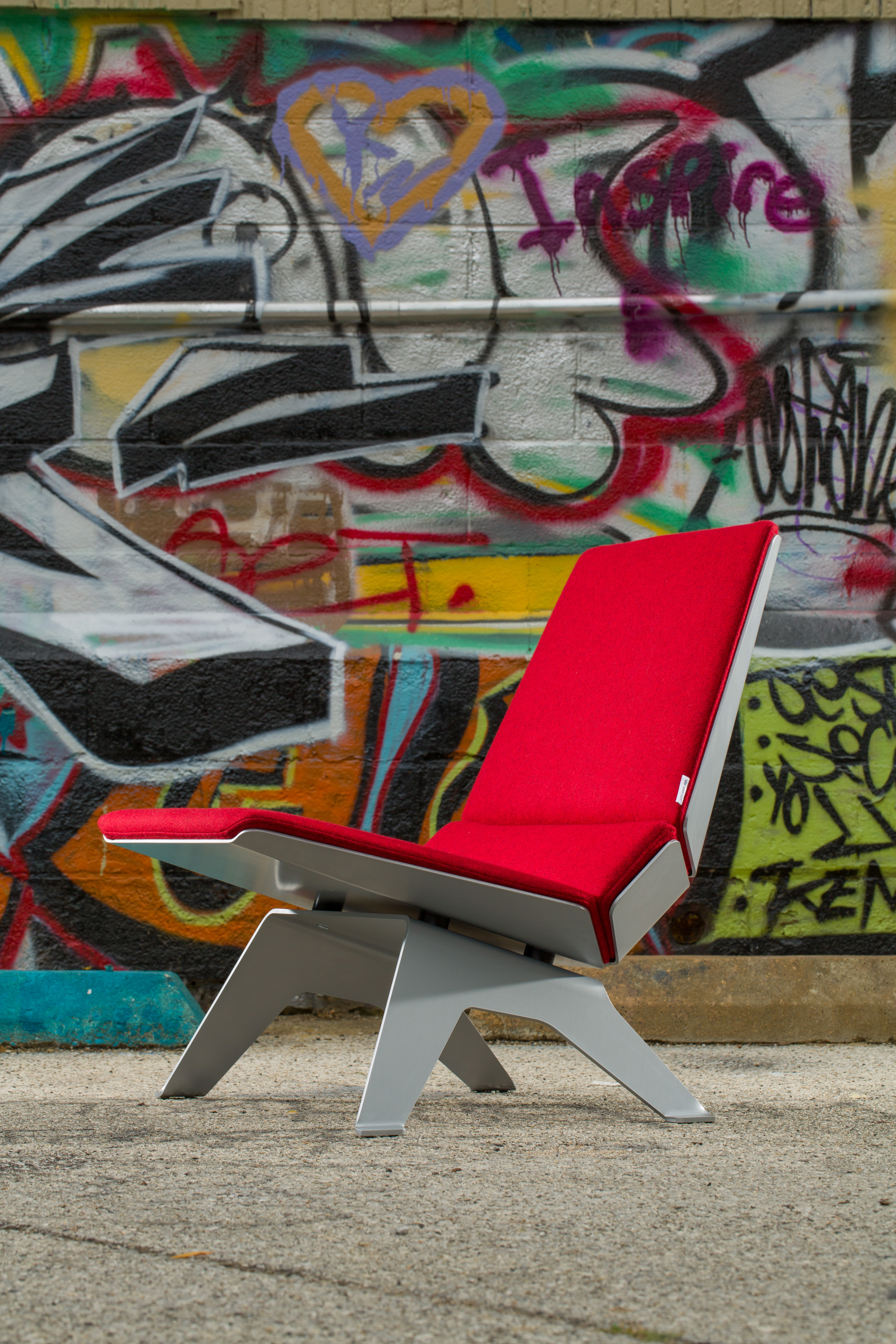 ALMG Chair