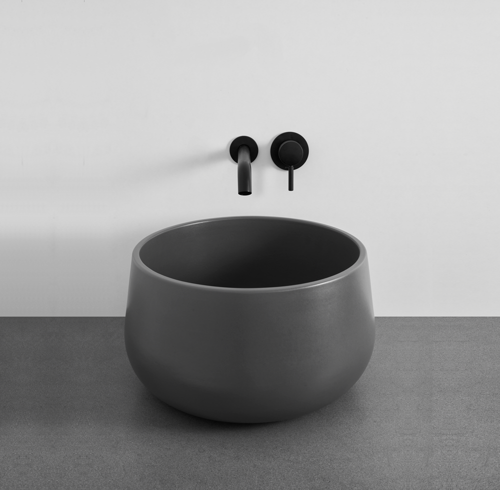 TINA E TINO on top bowls, design by Andrea Parisio, Giuseppe Pezzano