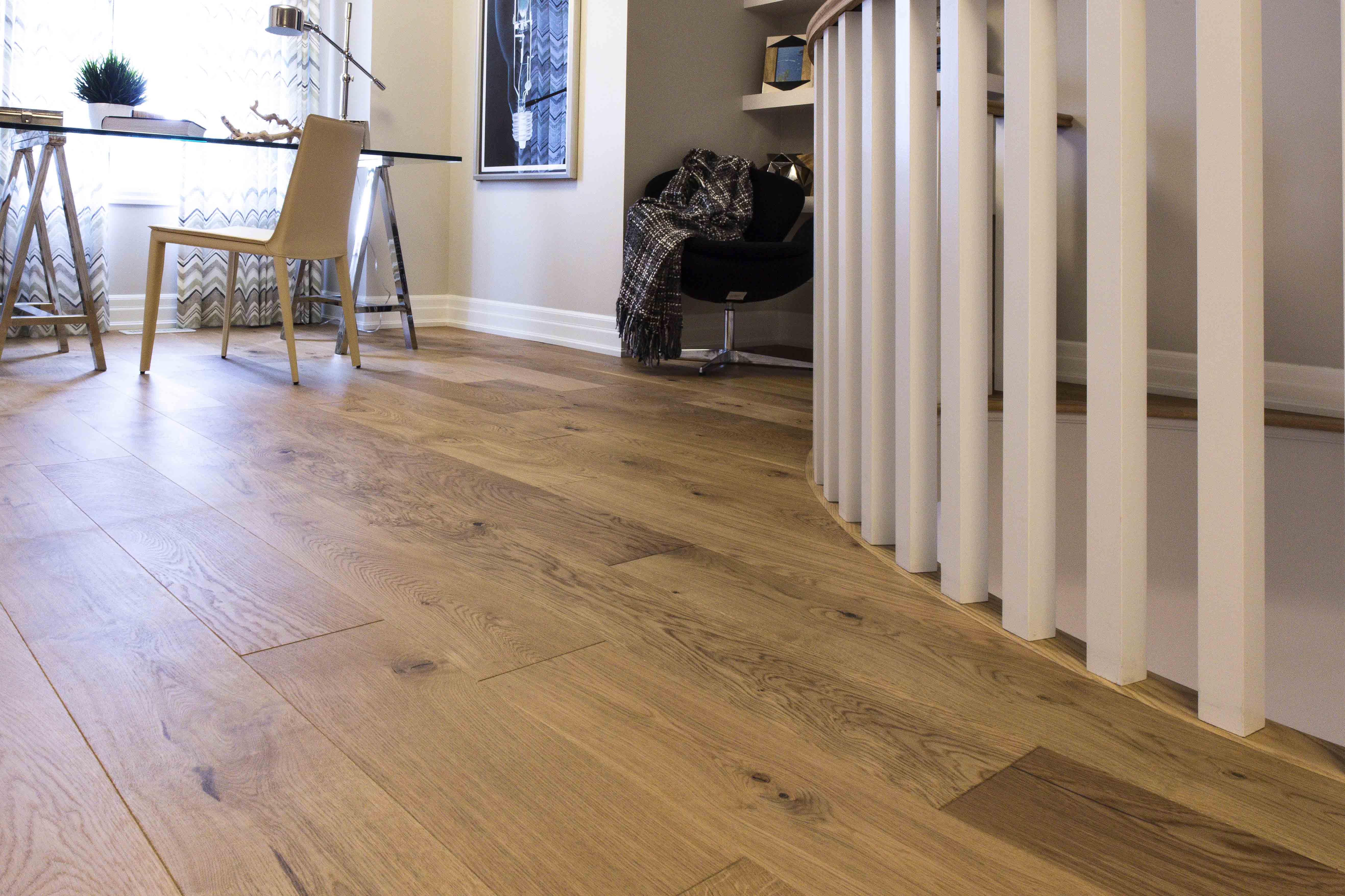 White Oak Natural Plain Sawn