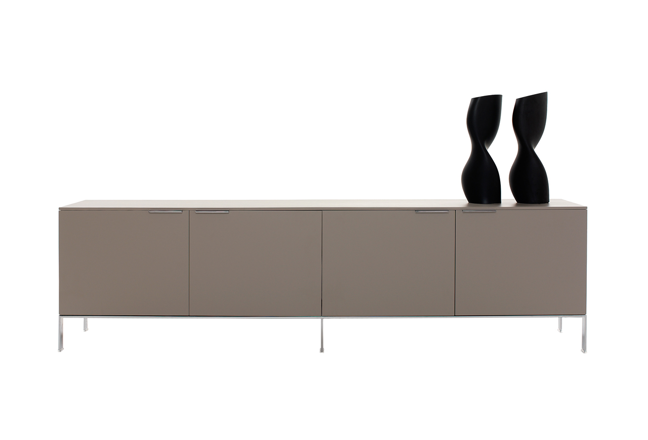 BREST: design by Giulio Cappellini