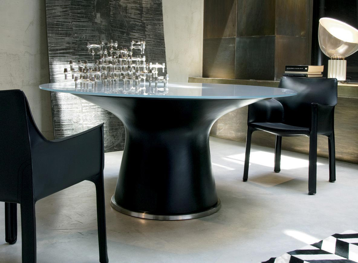Cab chair: design by Mario Bellini