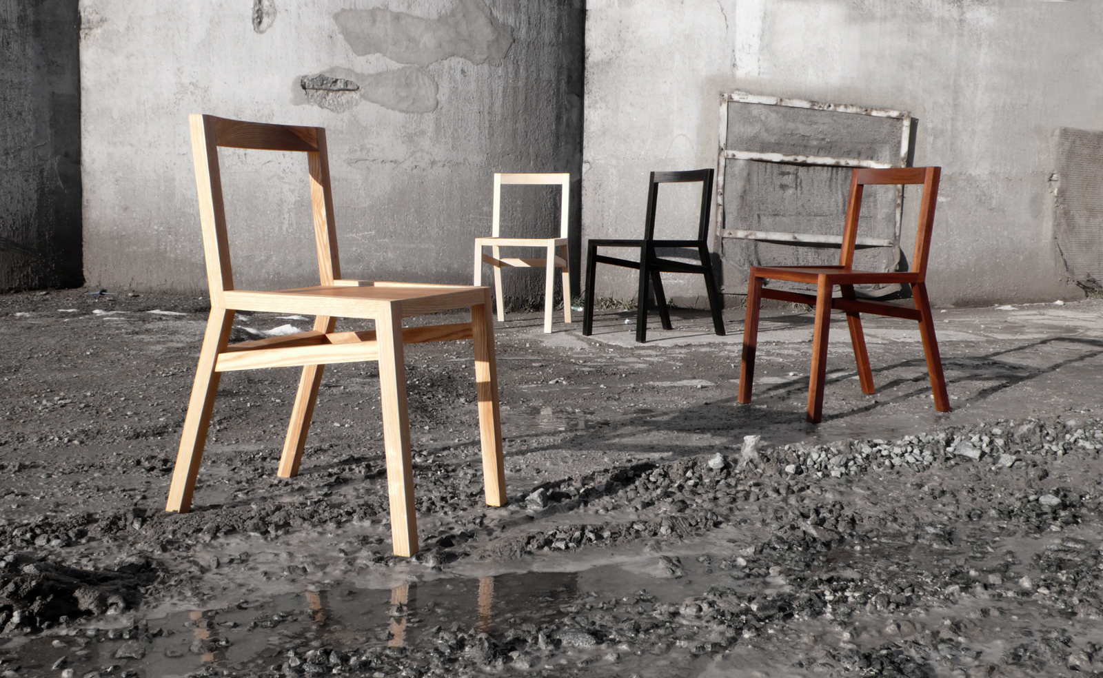 CHAIR IV