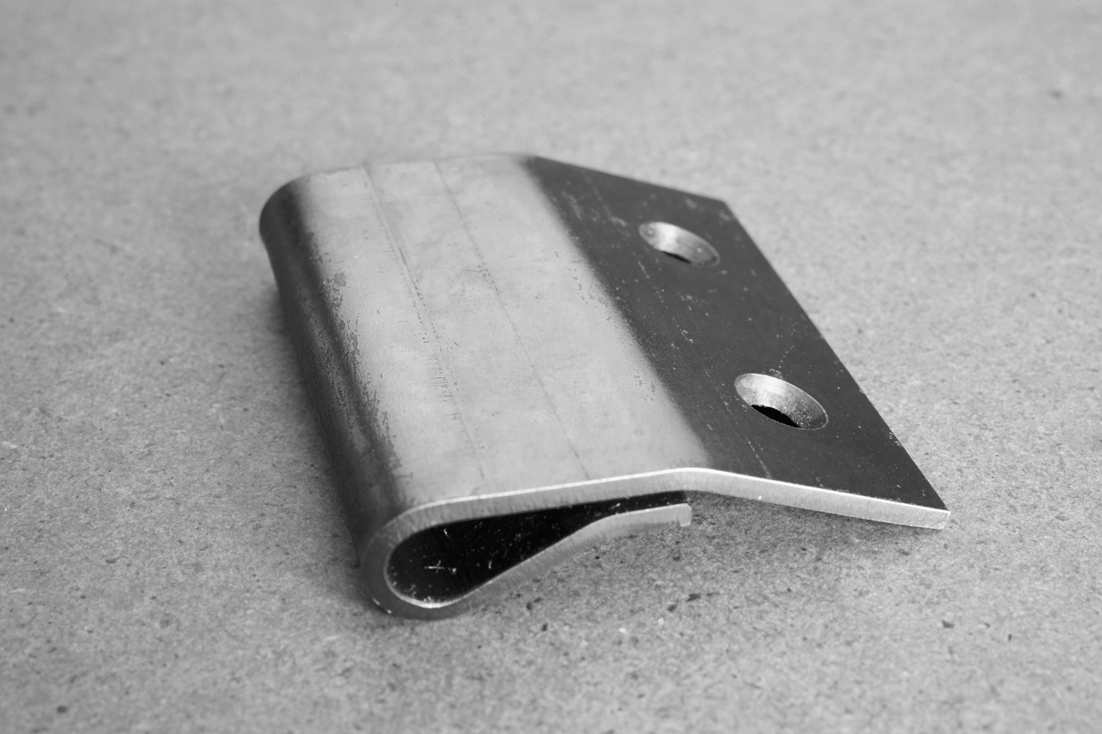 Droop Earless Cabinet Door Pull