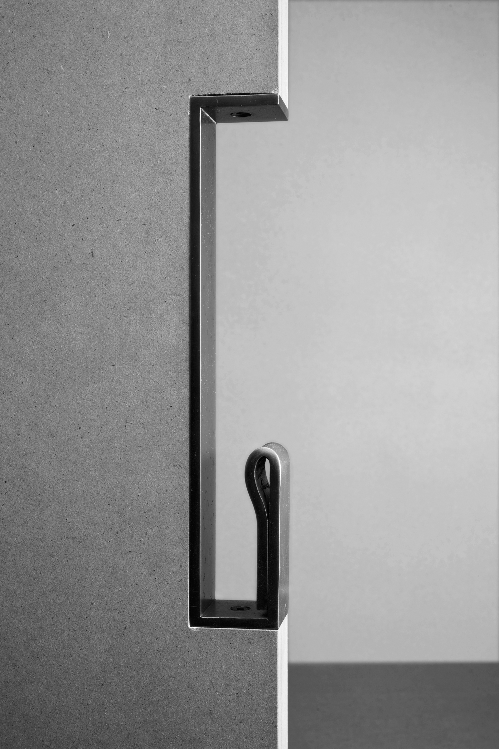 Peek Sliding Door Pull