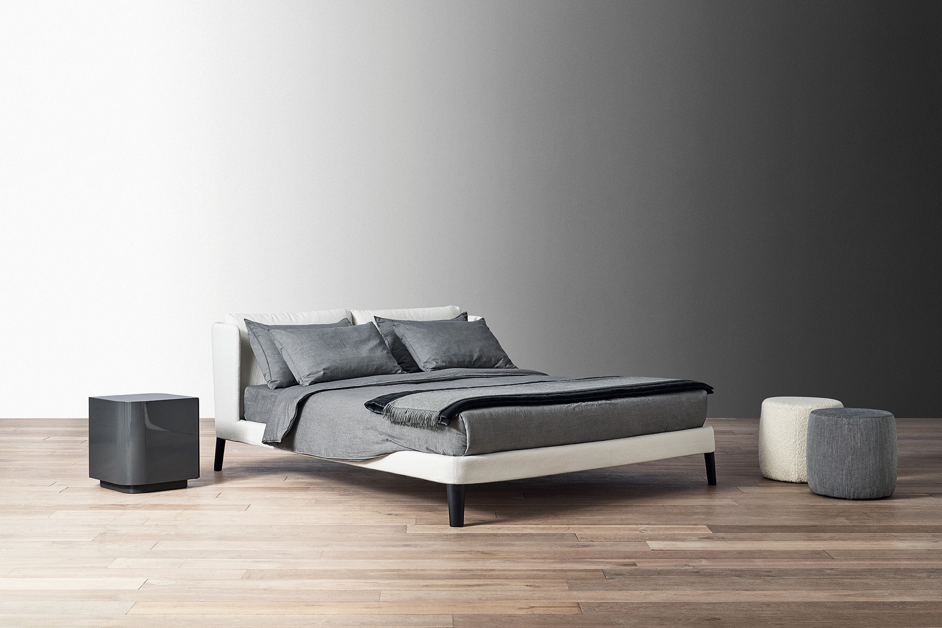 KIRA-UP BED