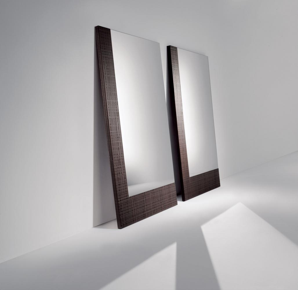 BD 02 | Mirror