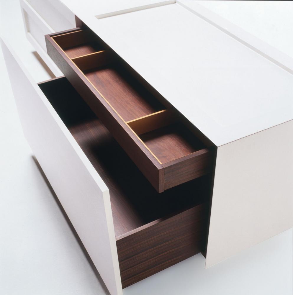 ML 22, ML 23 | Sideboard