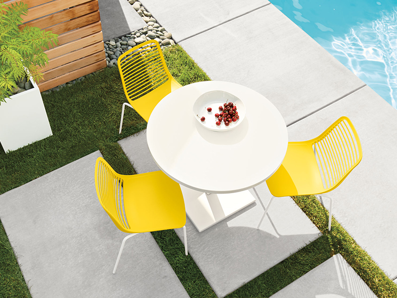Maris Outdoor Tables