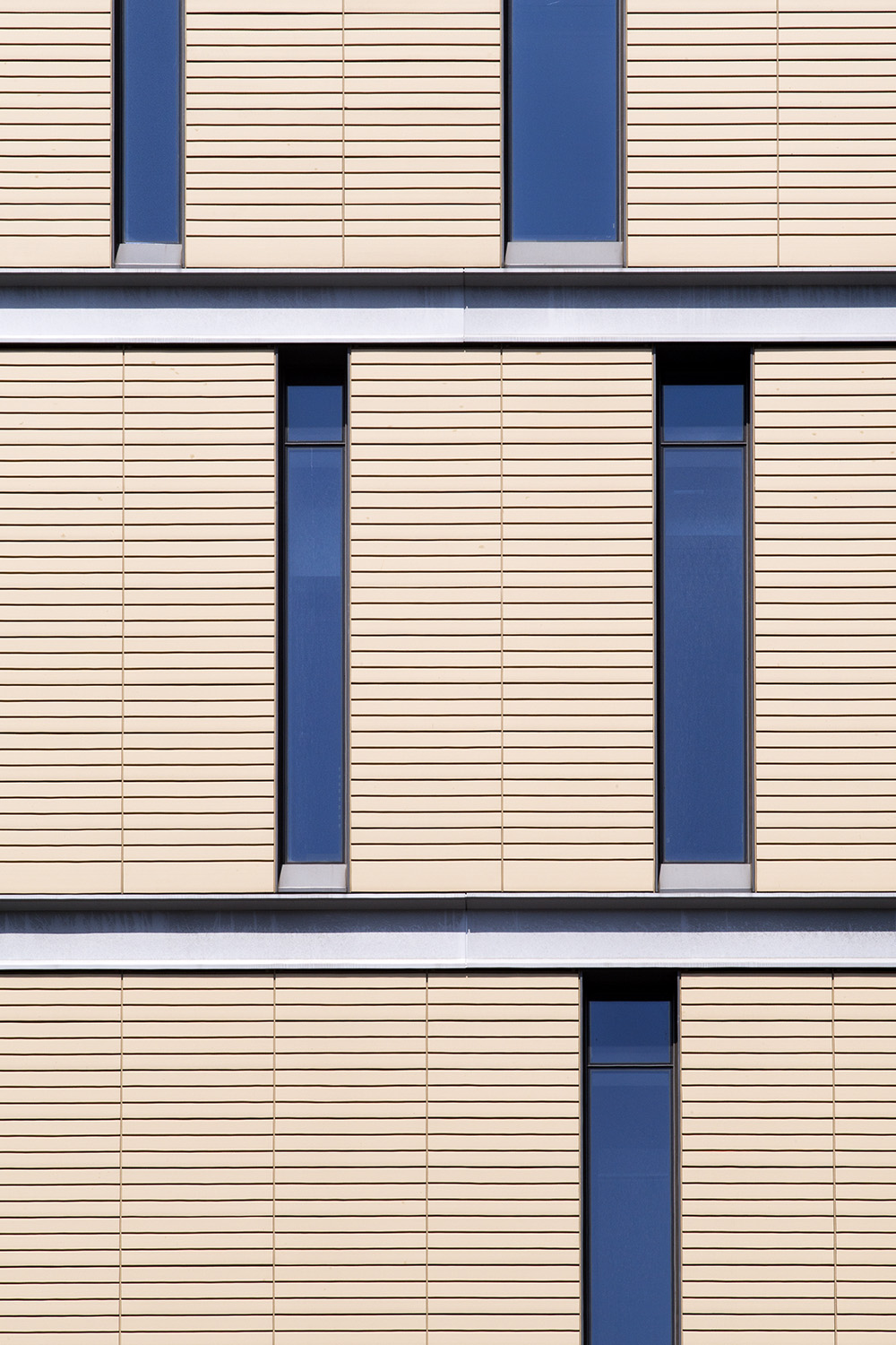 Shildan ALPHATON® Rainscreen - Custom Fluted Panels