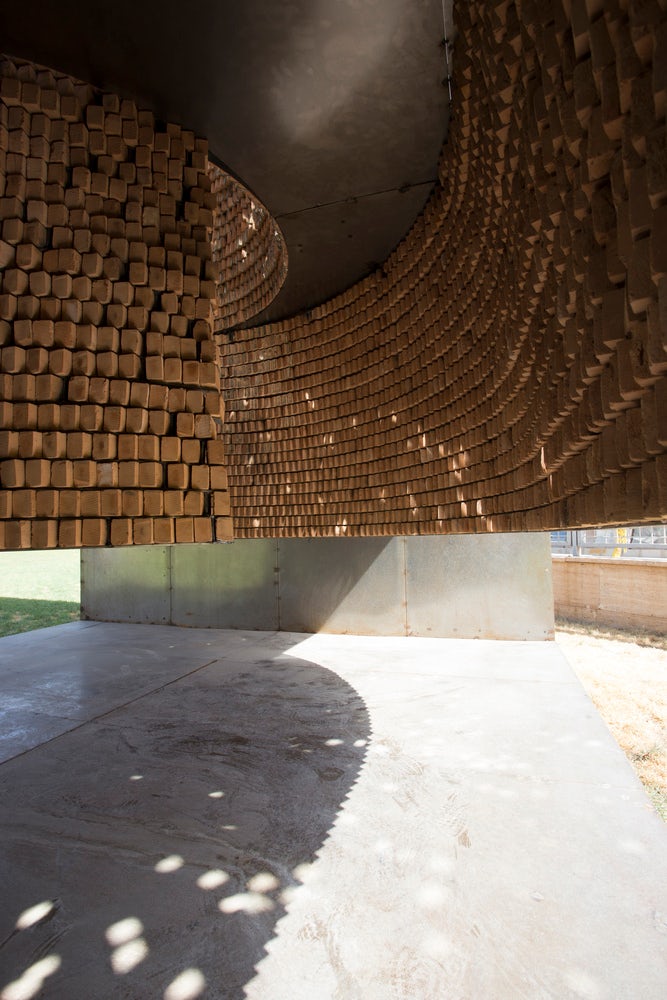 © AshariArchitects