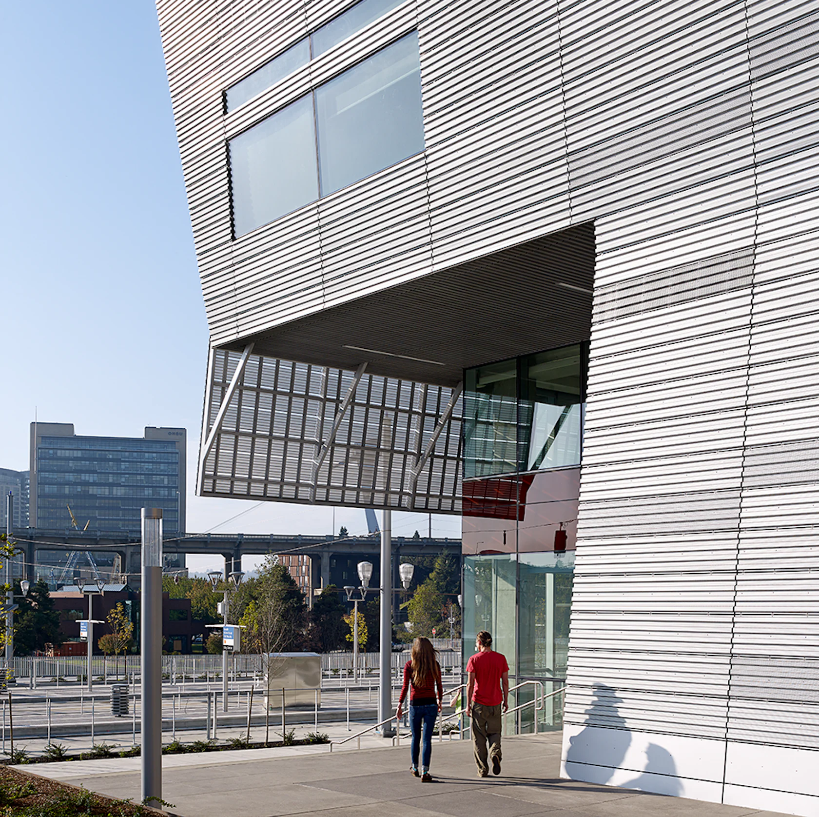OHSU Collaborative Life Sciences Building & Skourtes Tower by CO ...