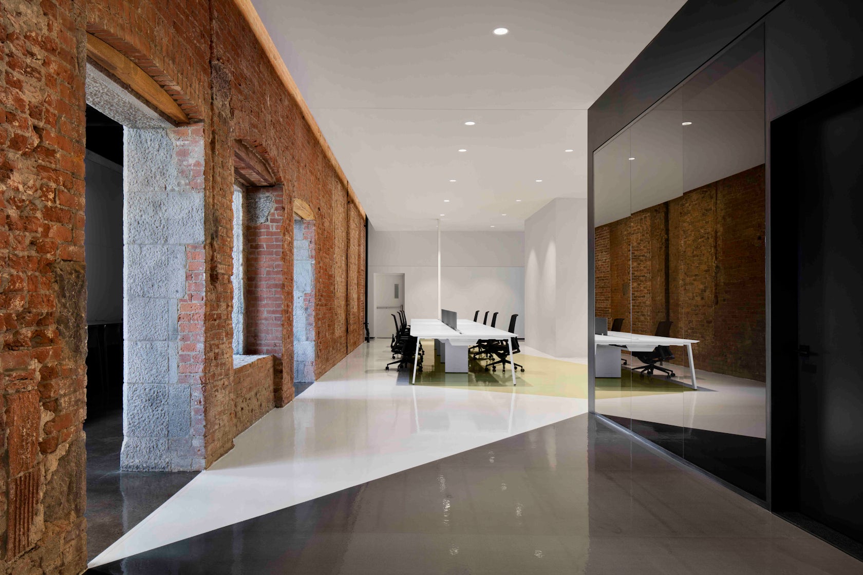 © ACDF Architecture