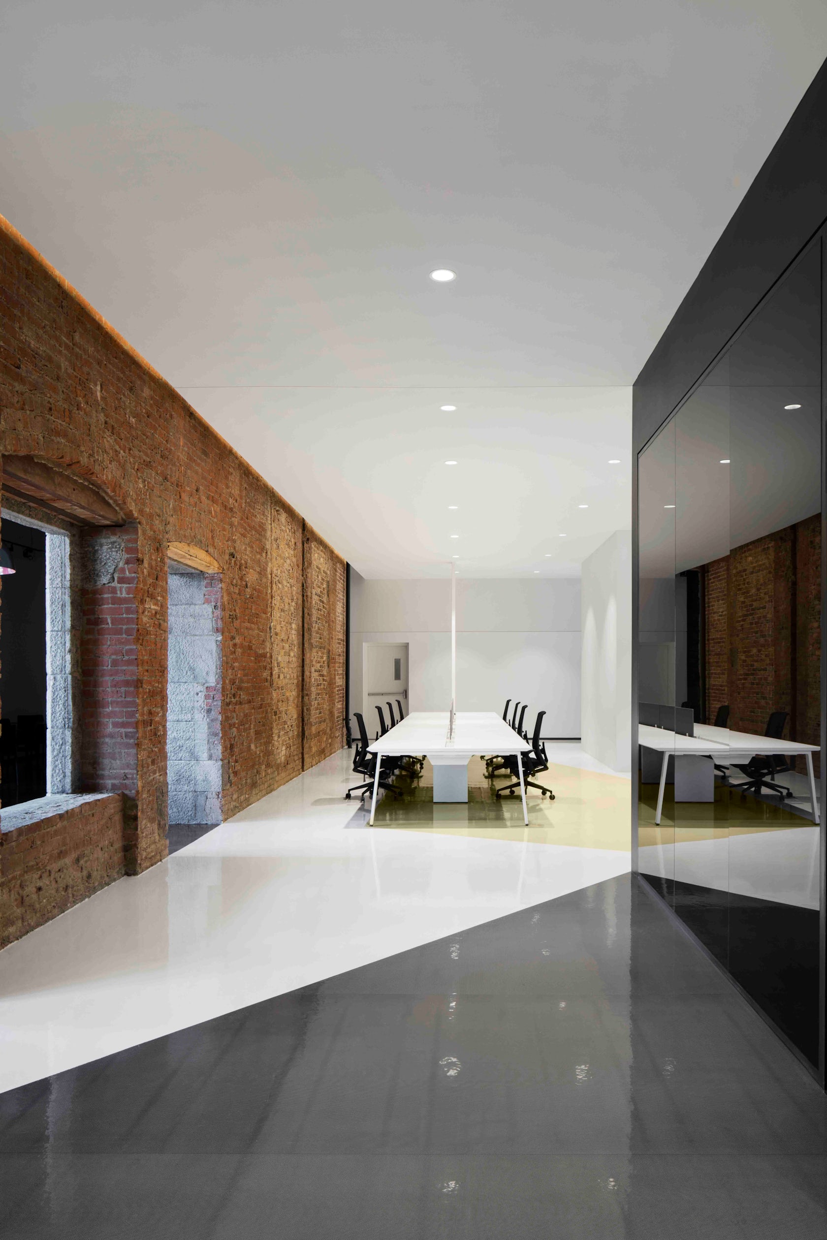 © ACDF Architecture