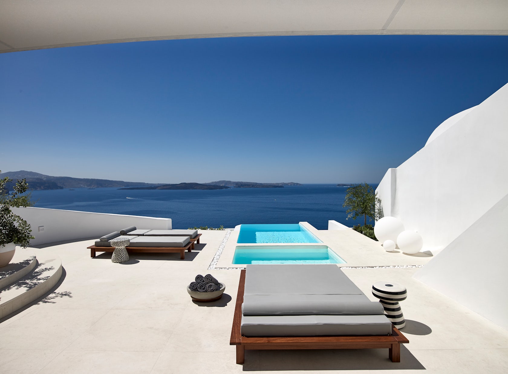 © KAPSIMALIS ARCHITECS