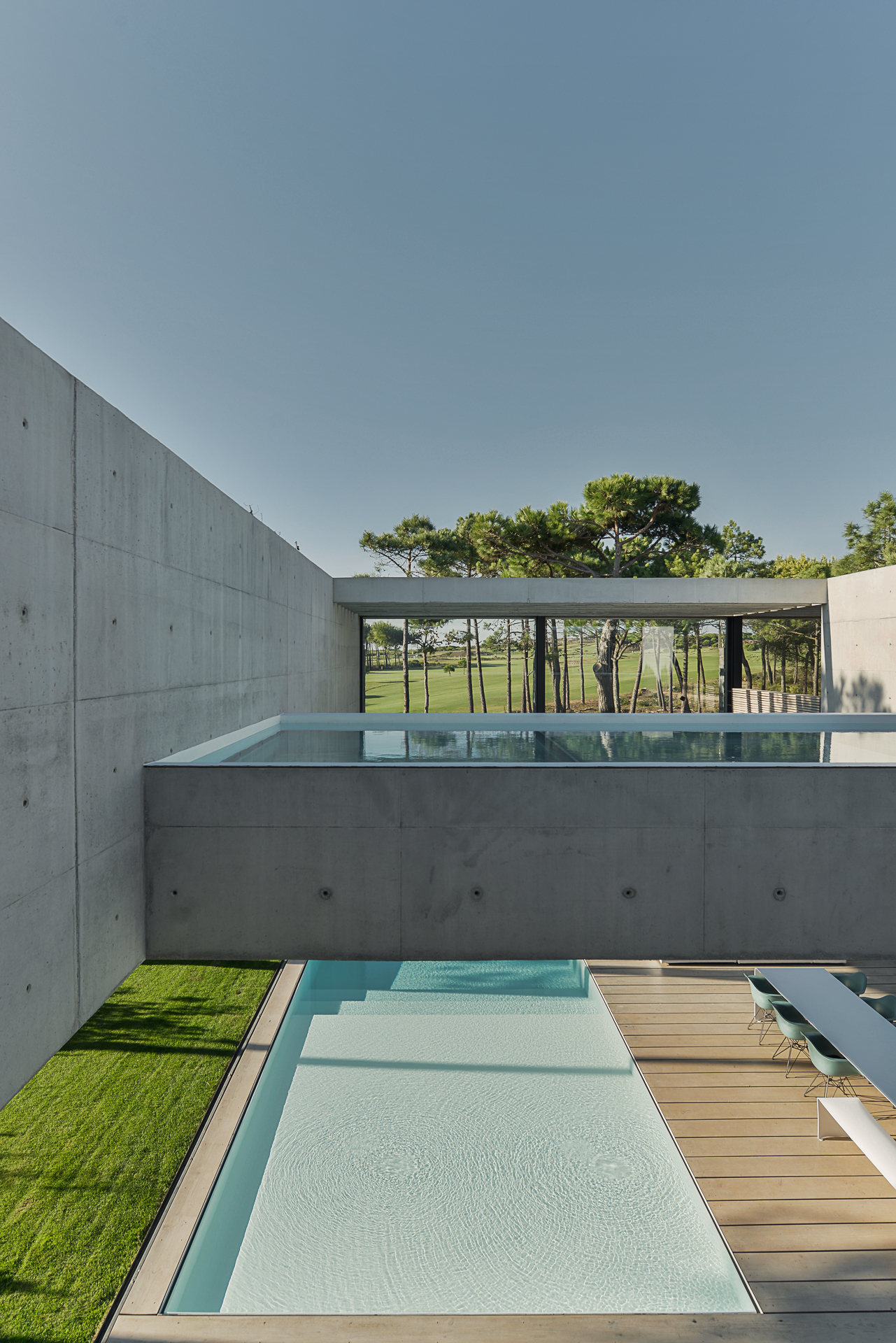 © Guedes Cruz Architects