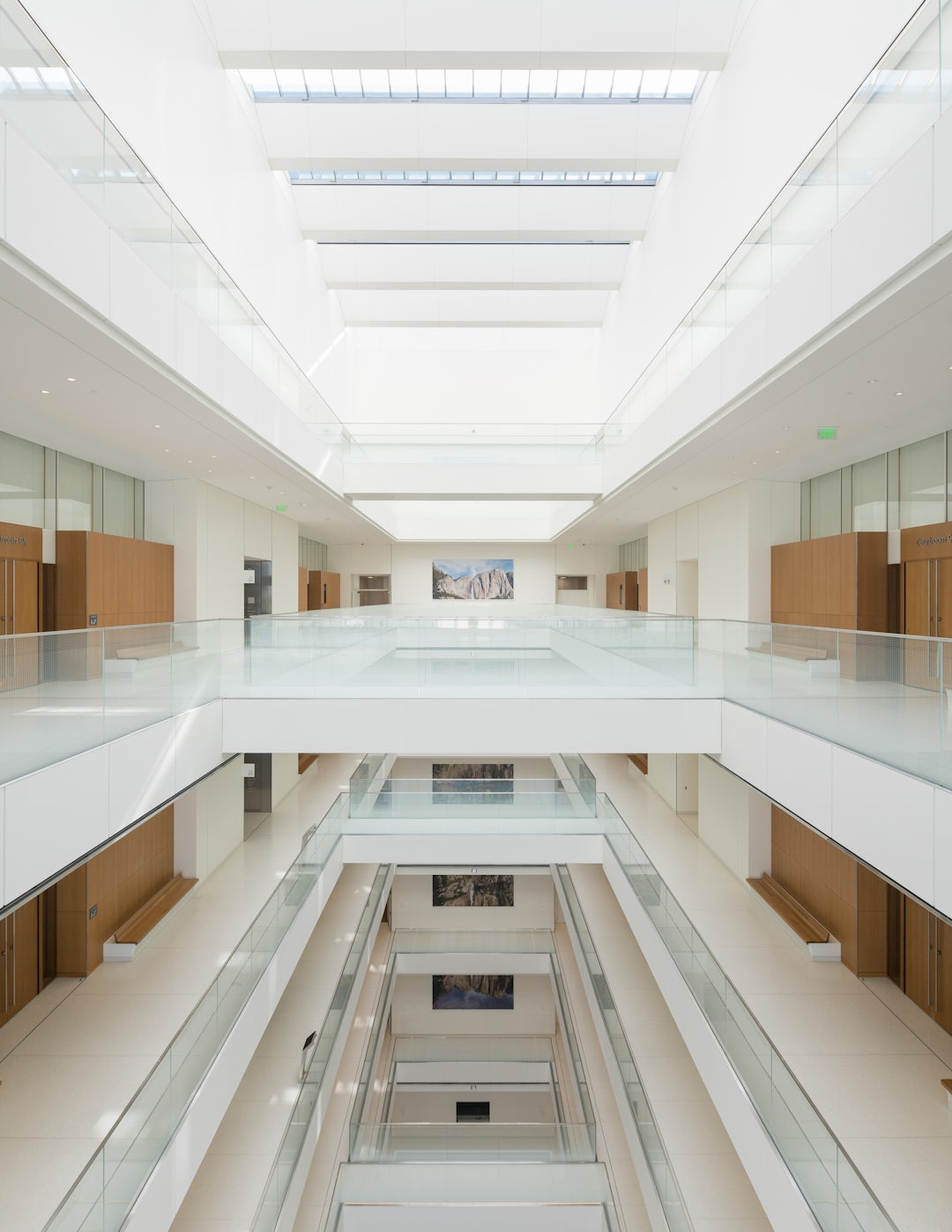 Architectural Details: Crafting the Perfect Glass Guardrail ...