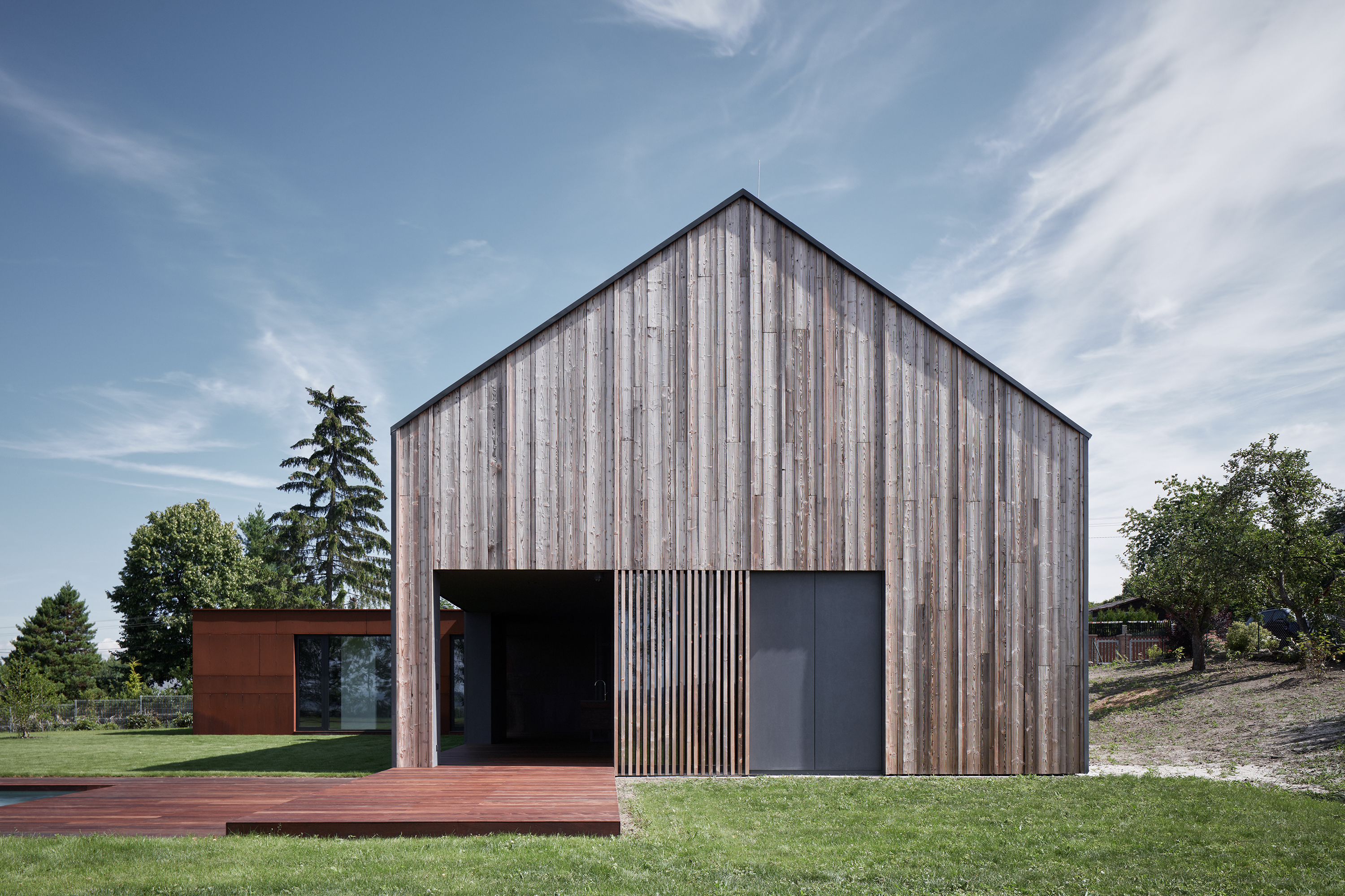 Ангар стиль. Дом-сарай Barn House. Барнхаус Канада. Барнхаус это в архитектуре. Дом Амбар барнхаус.