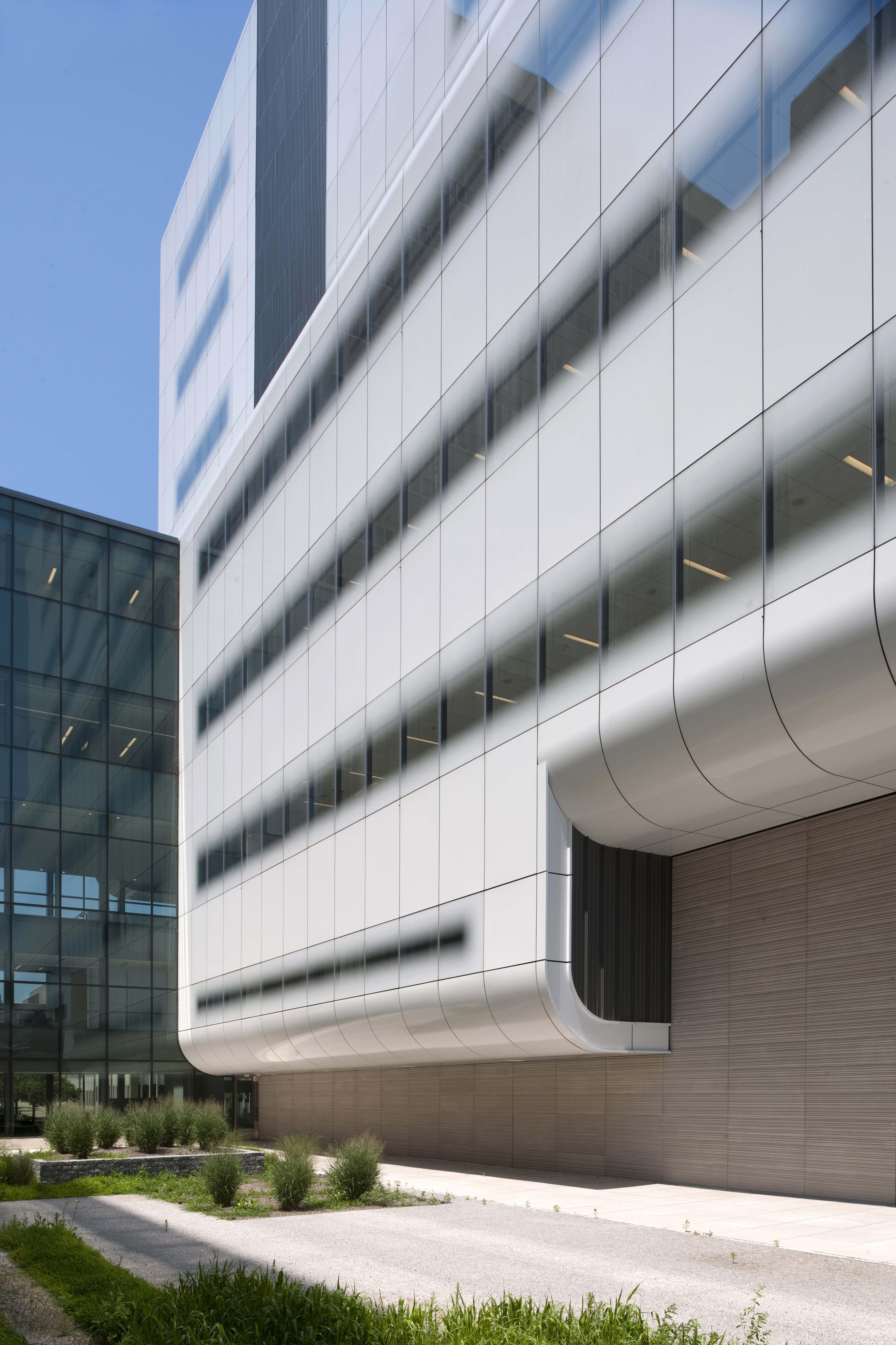 Gates Vascular Institute by Yazdani Studio of CannonDesign Architizer