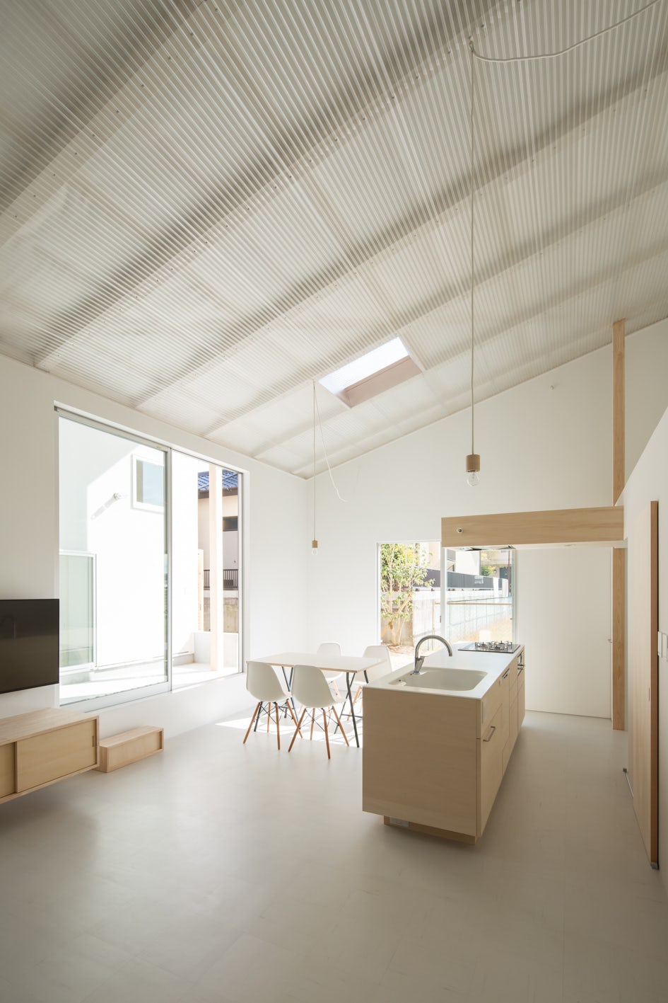 Floating Roof House Masahiro Miyake Y M Design Office Architizer Journal Floating Roof House Masahiro Miyake Y M Design Office Architizer Journal