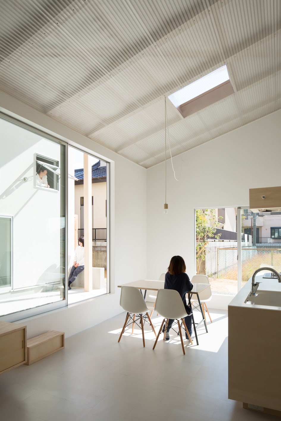 Floating Roof House Masahiro Miyake Y M Design Office Architizer Journal Floating Roof House Masahiro Miyake Y M Design Office Architizer Journal