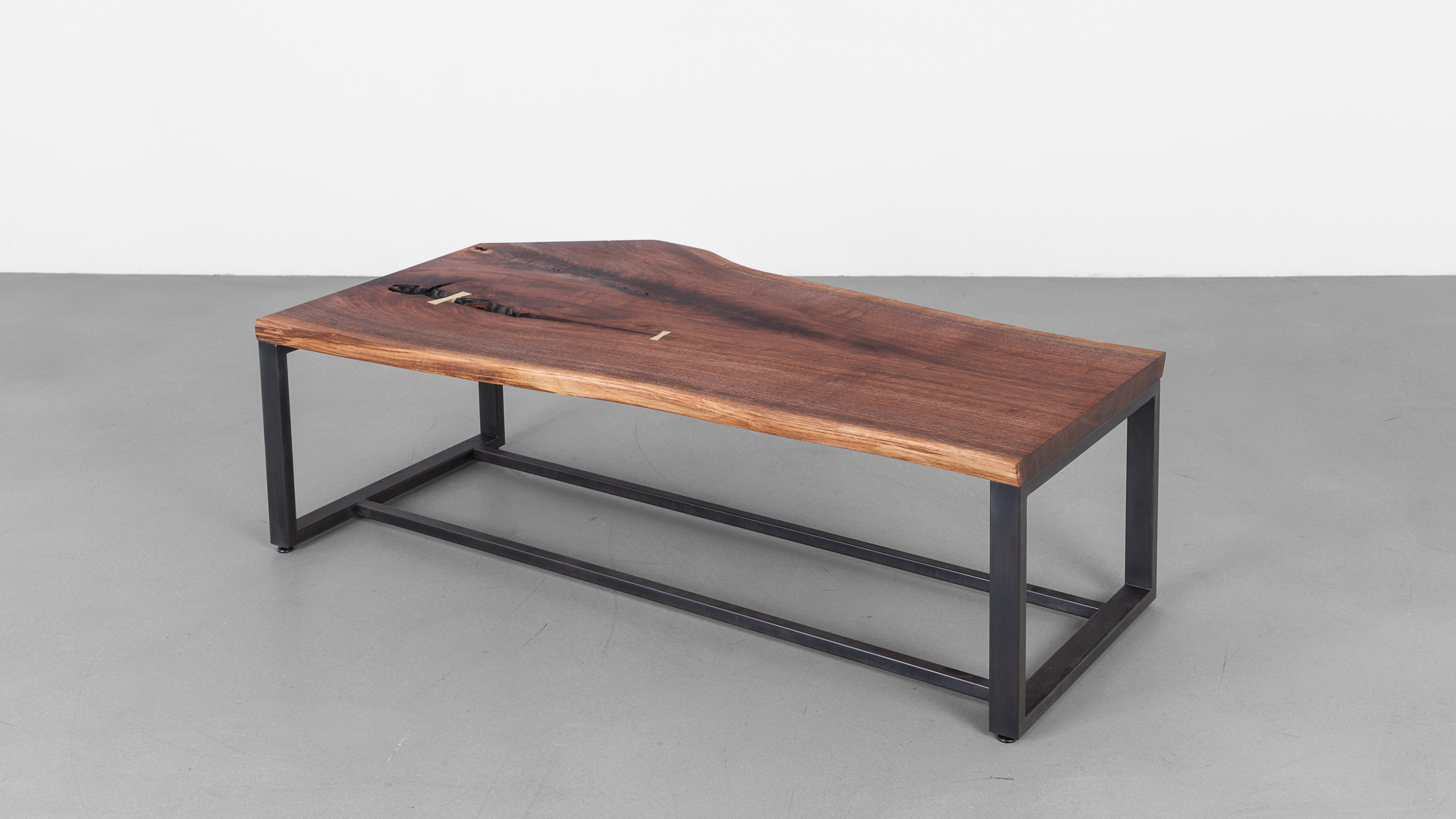 Signature // St. Pierre Coffee Table
