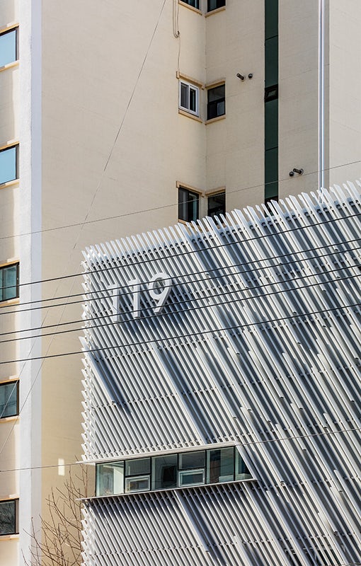 © Yong Ju Lee Architecture