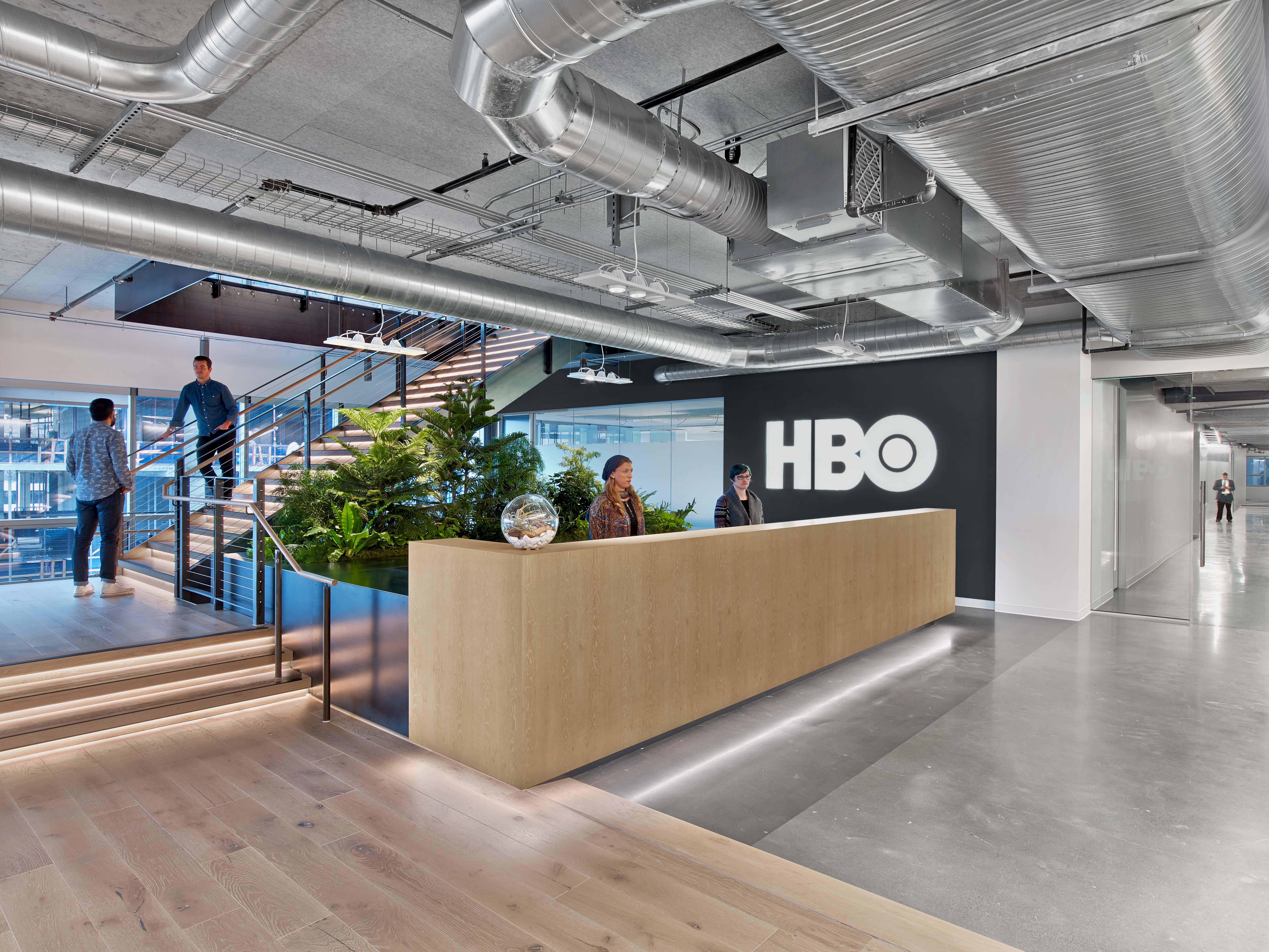 Lobby connect. Студия HBO. HBO штаб квартира. Студия HBO Poland. HBO Post Production Office.