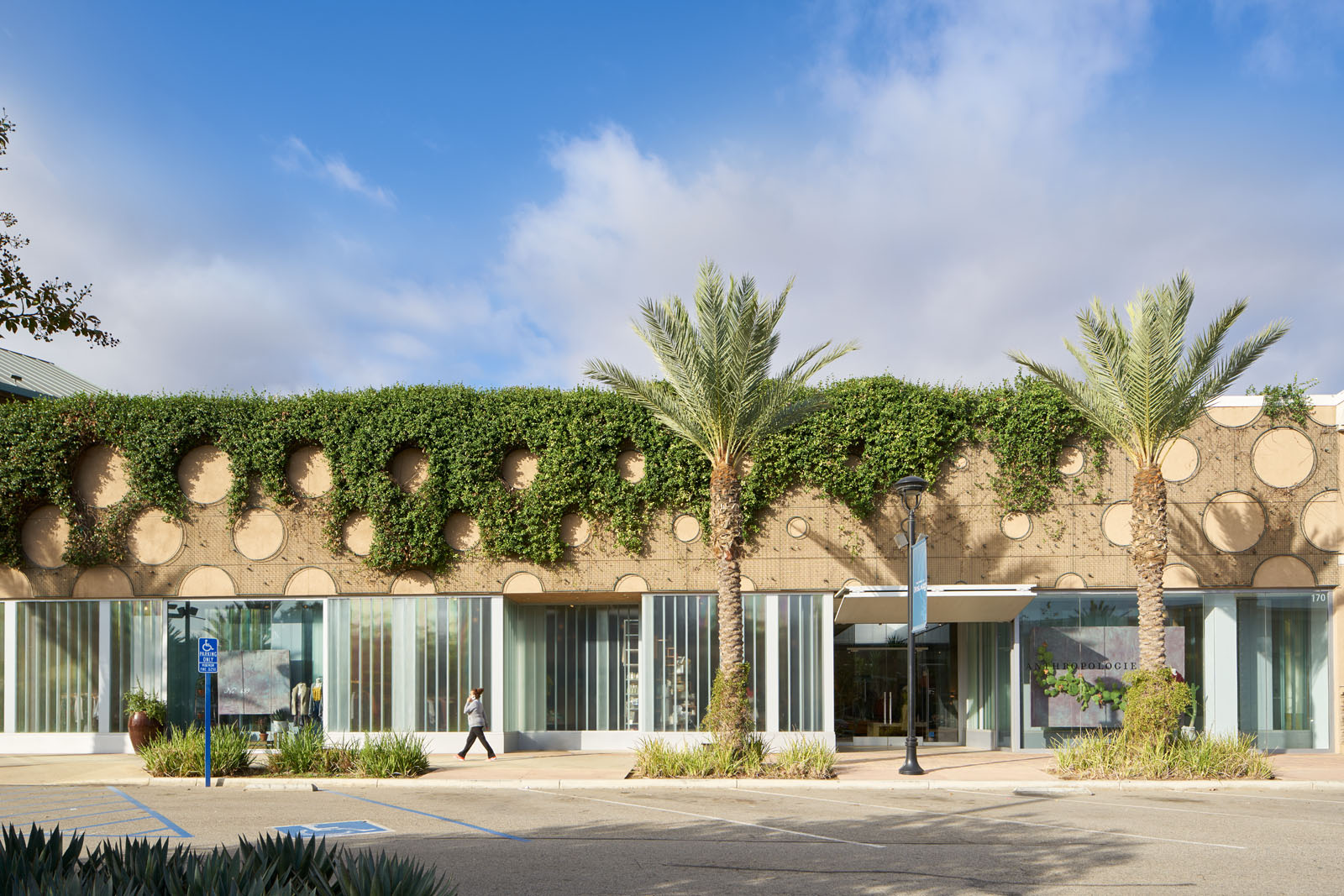 Anthropologie store - The Promenade Shops at Dos Lagos