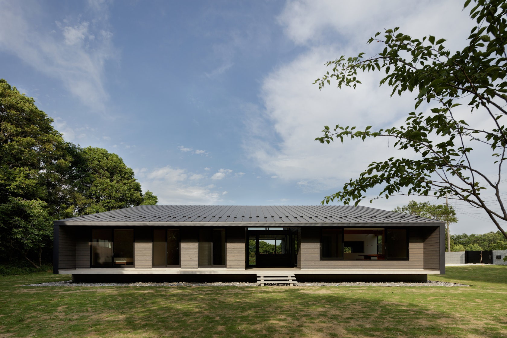 © TAPO Tomioka Architectural Planning Office