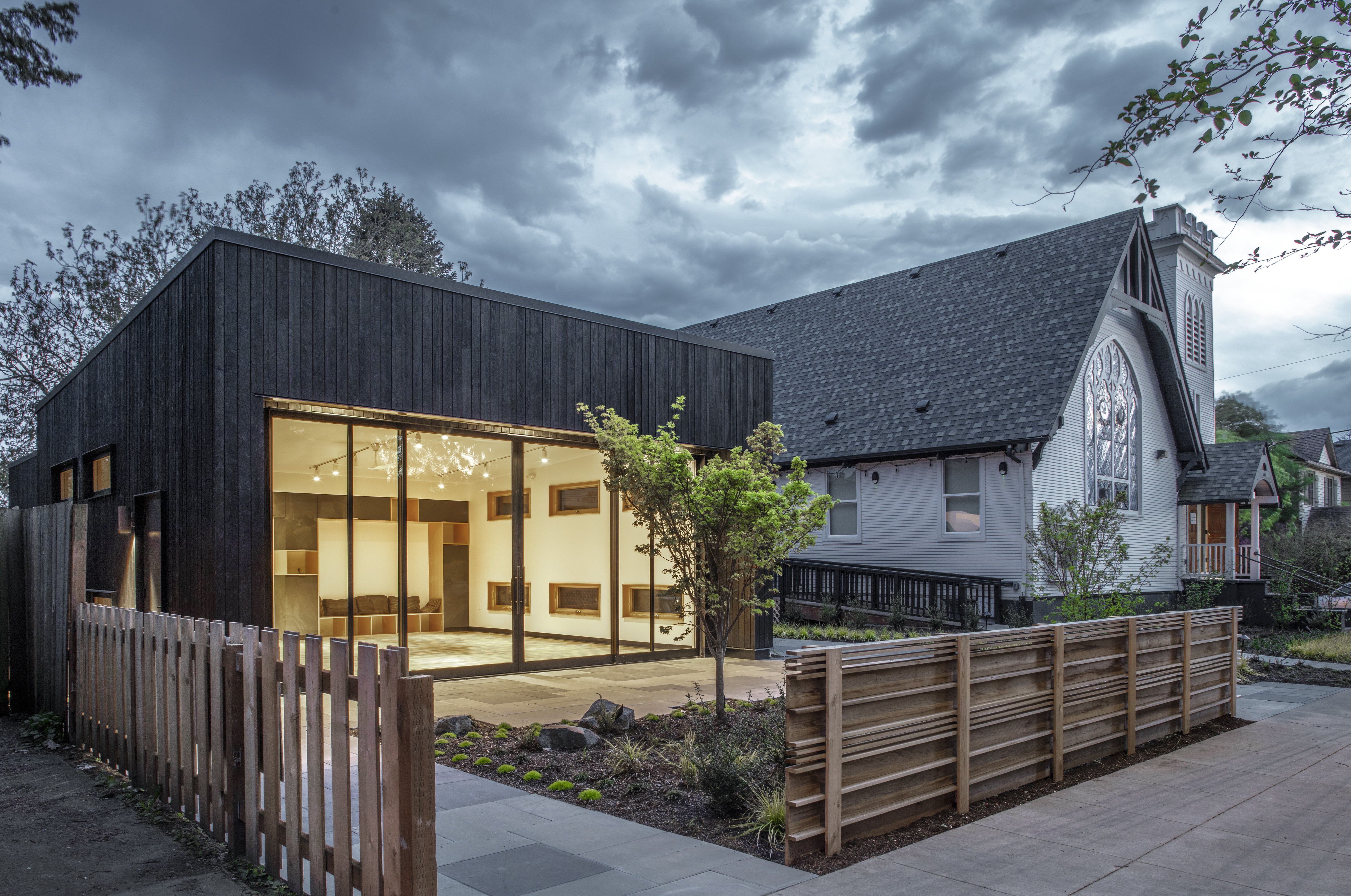 дом без условий. дом амфибия. одноэтажный дом 200кв с террасой. дом с плоской крышей. дом без условий.