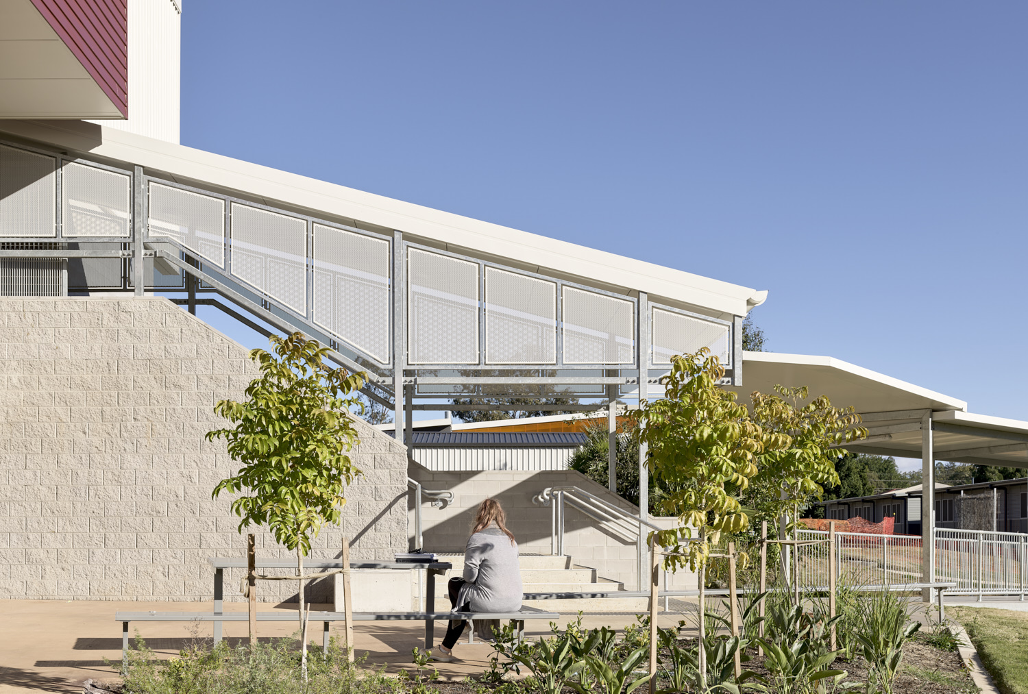 Ipswich State High School Performing Arts Centre by DM2 Architecture