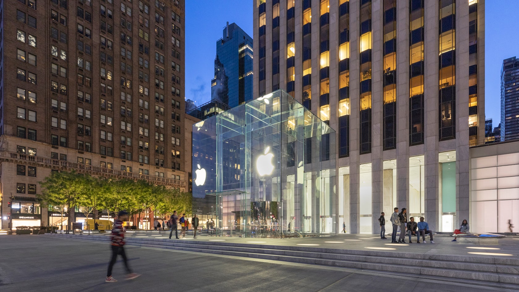 © Foster + Partners
