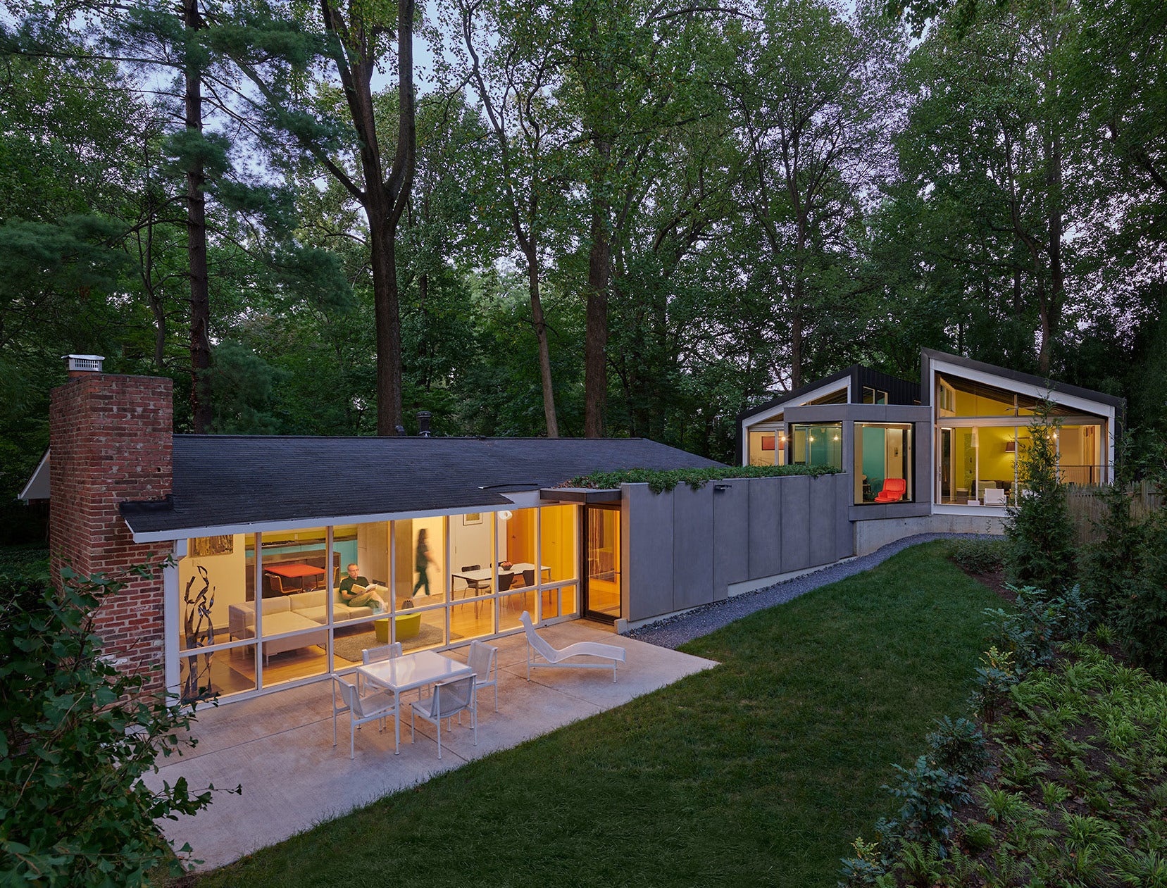 © KUBE Architecture