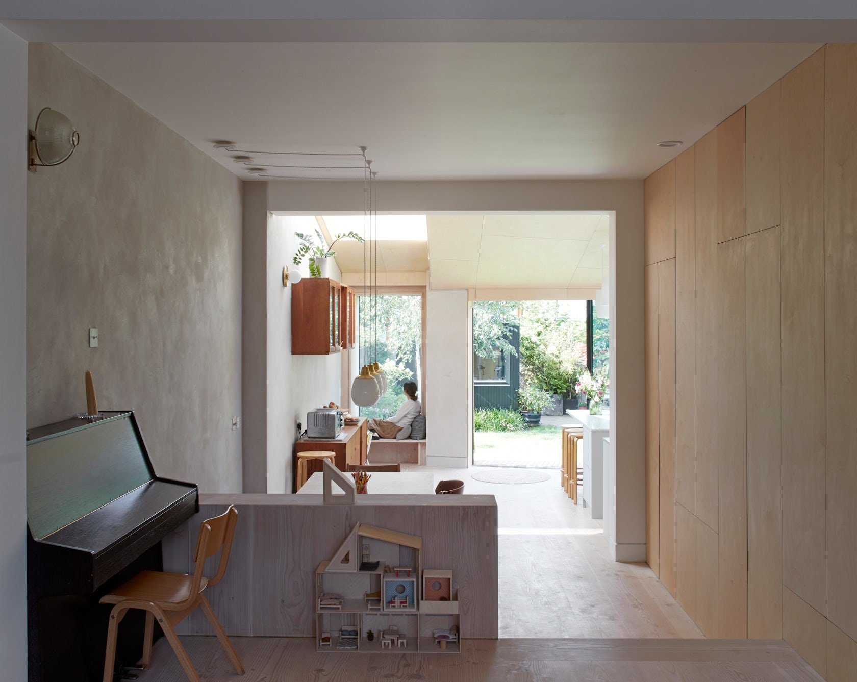 © RISE Design Studio