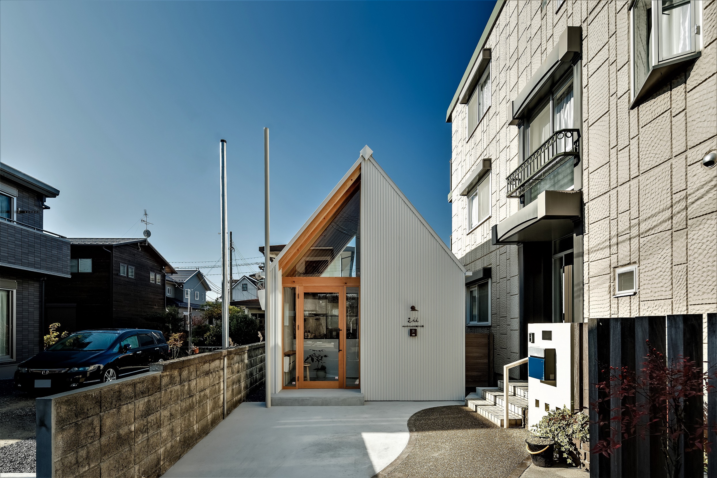 © ALTS DESIGN OFFICE