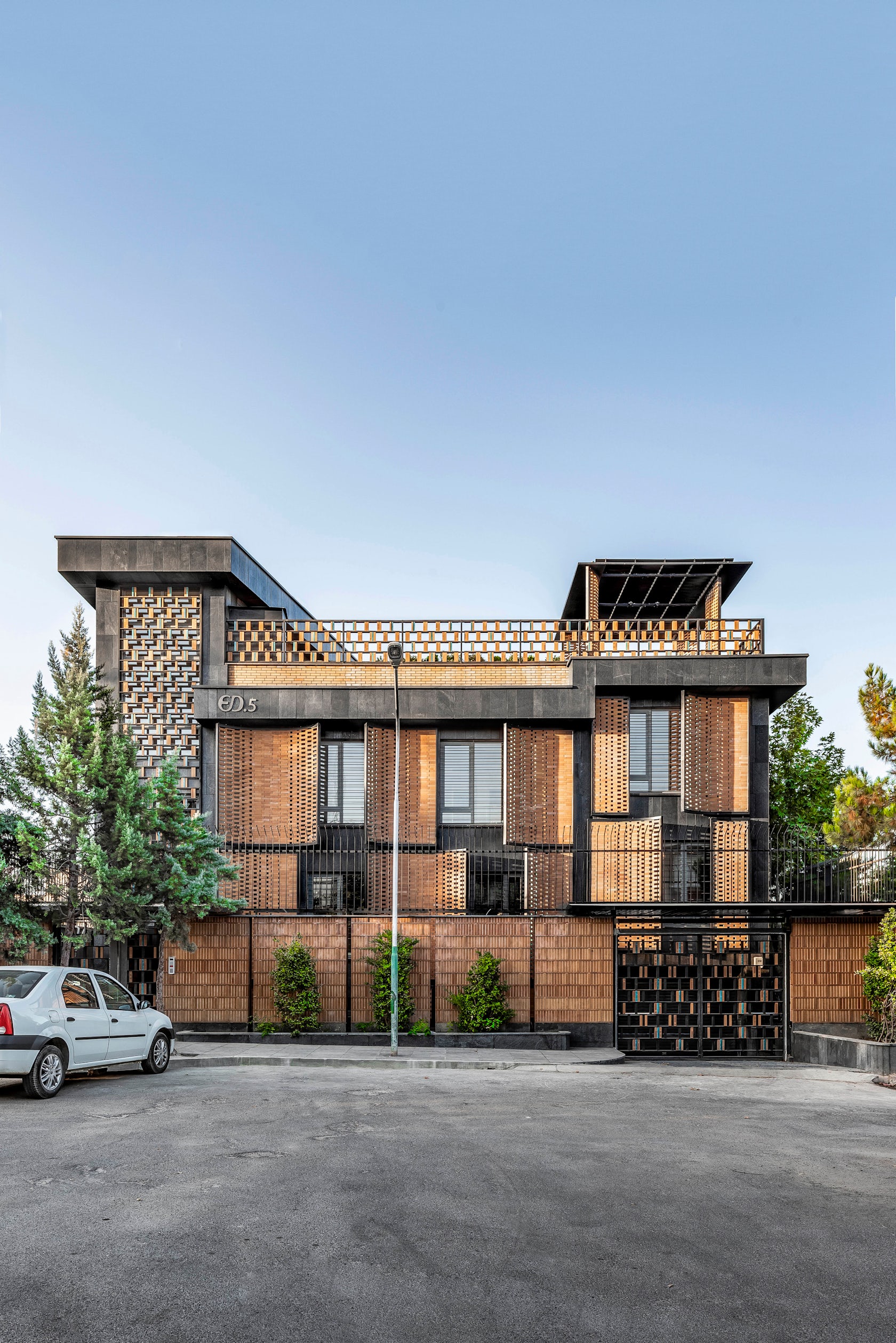 © Image Architects