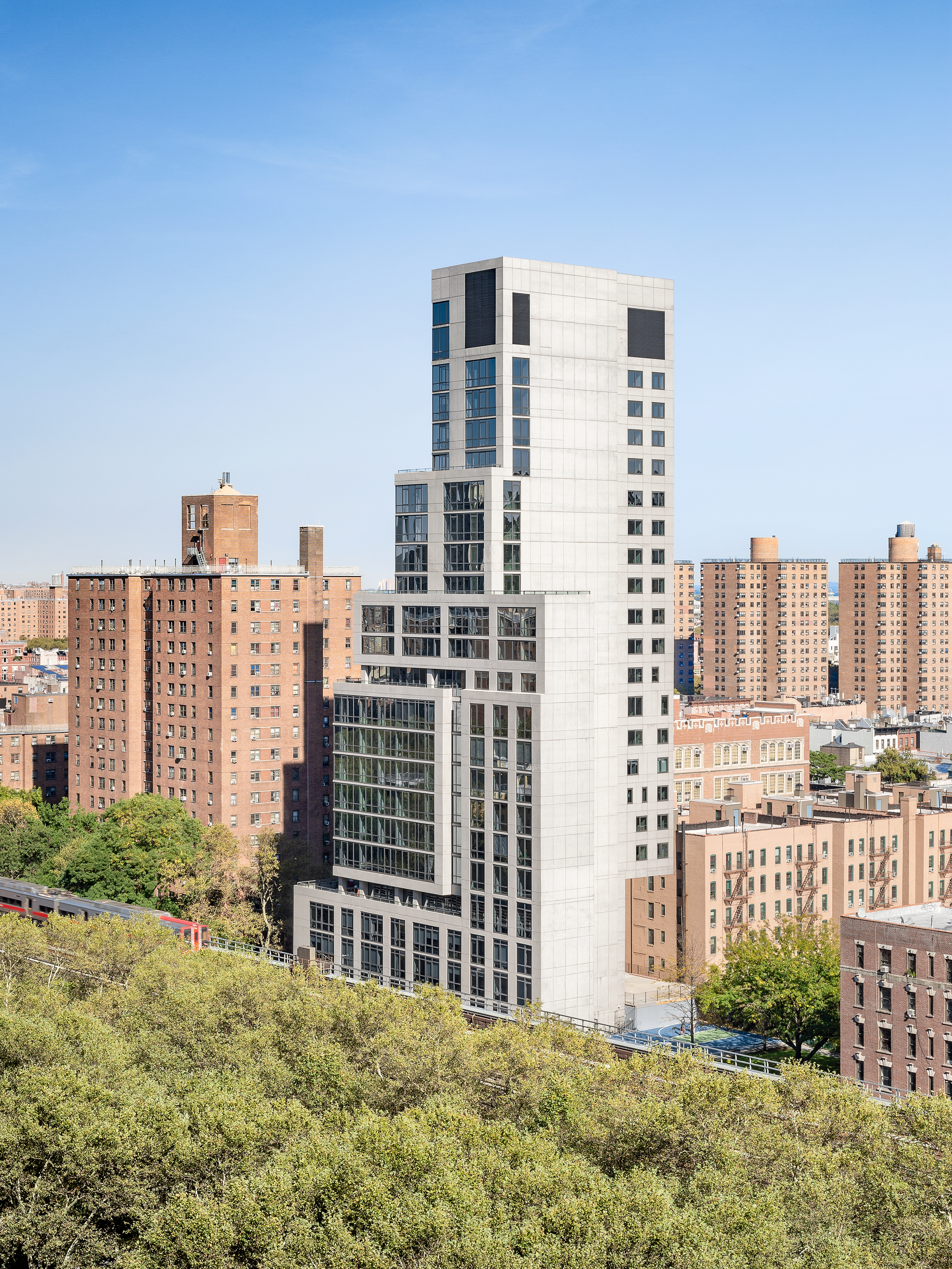 © Hill West Architects